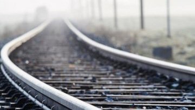 Під колеса потяга потрапив 71-річний лучанин: його госпіталізували до реанімації