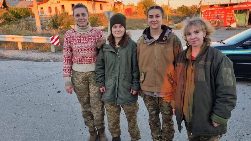 Президент нагородив трьох звільнених з полону волинянок орденом «За мужність»