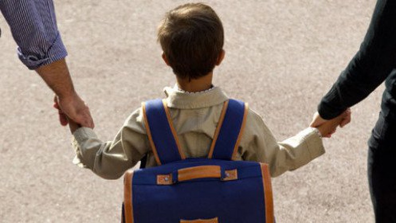 Українцям виділять кошти, аби зібрати дітей до школи: кому та скільки заплатять