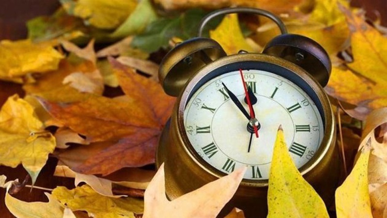 Україна перейшла на зимовий час