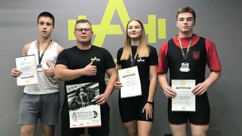 Волиняни вибороли «золото» на всеукраїнському турнірі з пауерліфтингу