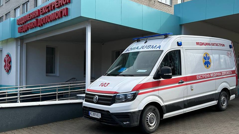 У Луцьку медики врятували чоловіка з болями в серці