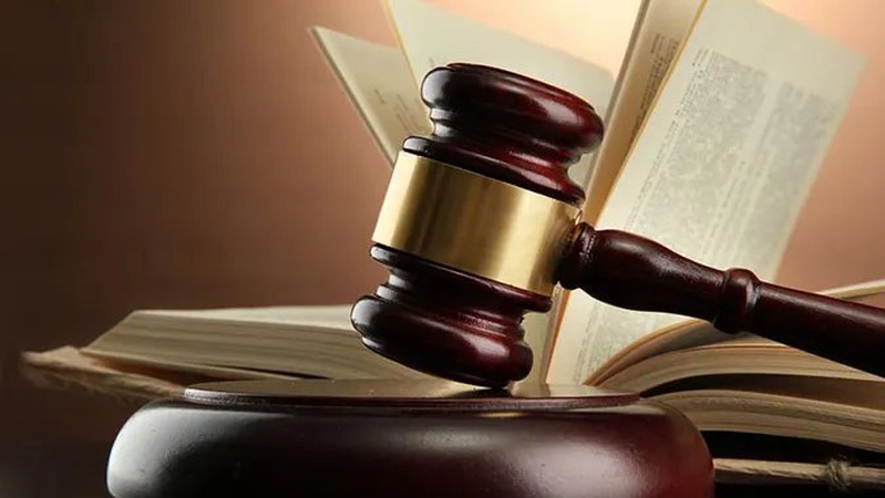 Судили лучанина, який знущався з молодшої сестри