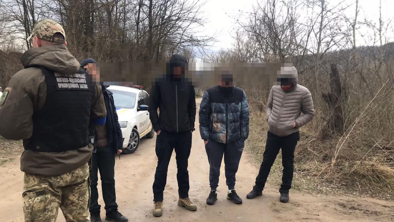 З 24 лютого на кордоні затримали понад 2 тисячі військовозобов’язаних чоловіків