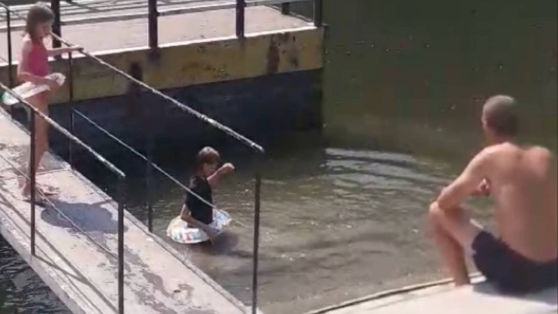 У Луцьку на Стиру рятувальники порятували дитину