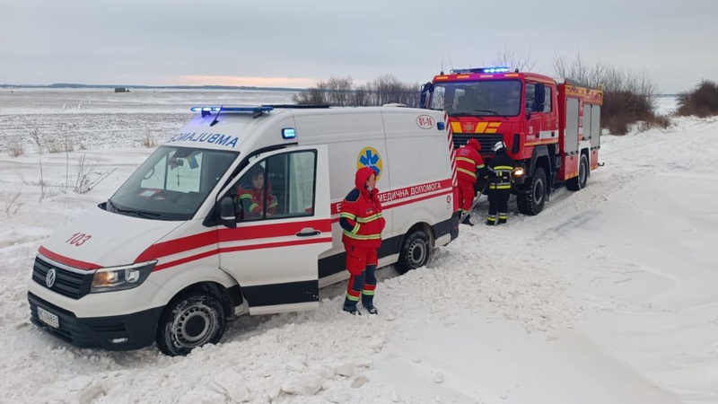 В Торчинській громаді швидка застрягла у сніговому заметі