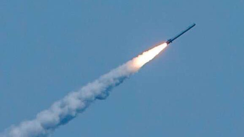 На Дніпропетровщині окупанти обстріляли військову частину: загинуло двоє людей