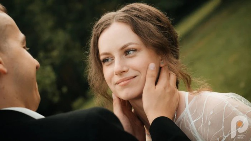 Приїхала пересидіти війну, а знайшла кохання, – дівчина з Луганська вийшла заміж за волинянина