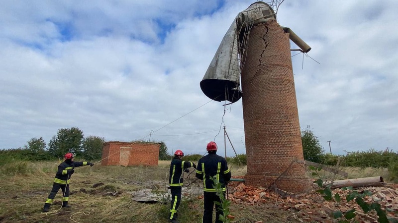 Вітер повалив водонапірну башту: волинське село залишилось без води