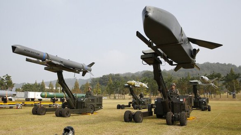 Прем’єр Баварії та експрезидент Німеччини виступили за надання Україні далекобійних ракет Taurus