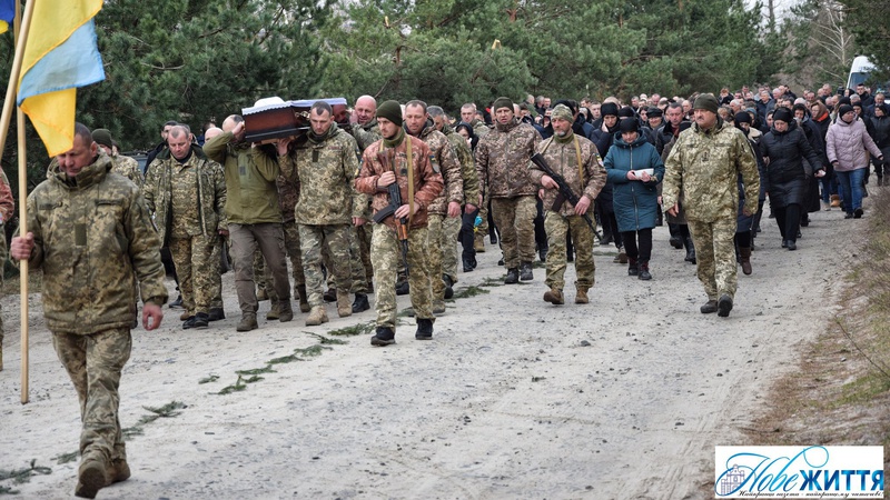 Волиняни провели в останню дорогу молодого Героя Віктора Марчика