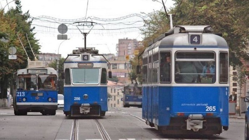 Перша область в Україні буде зупиняти громадський транспорт під час тривоги