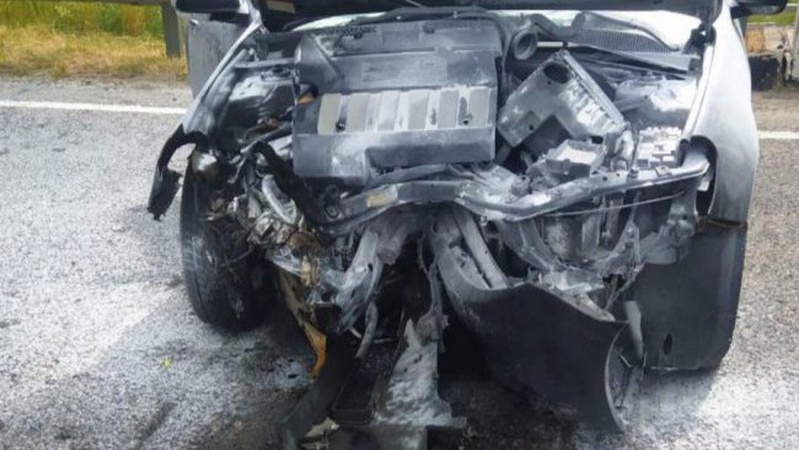 На трасі Київ — Ковель — Ягодин водійка наїхала на відбійник. ФОТО