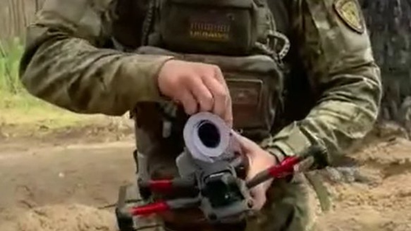 Бійці волинської ТрО розкидають окупантам «перепустки в нормальне життя»