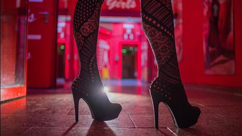 Суд виніс вирок лучанину за сутенерство і вбивство