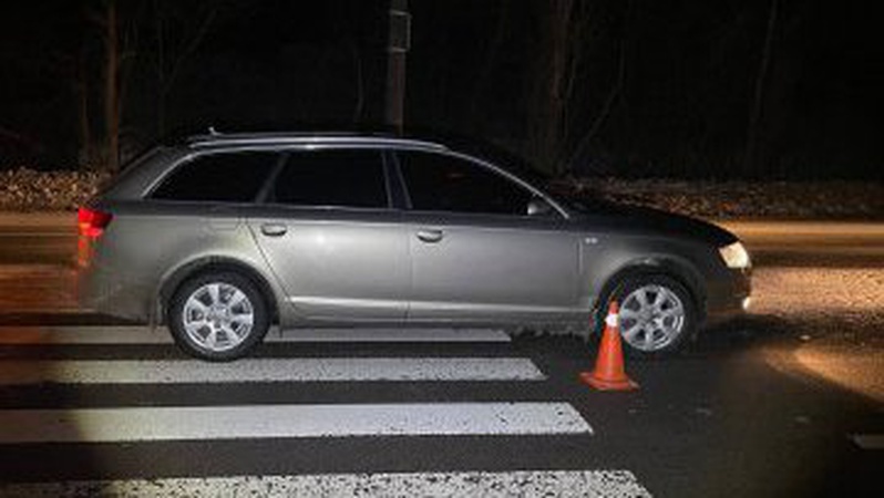 У Луцьку ввечері Audi A6 збила 15-річну дівчину