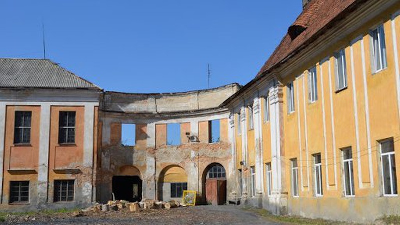 Волинянка два роки чекала визнання, що вона жива, а не померла