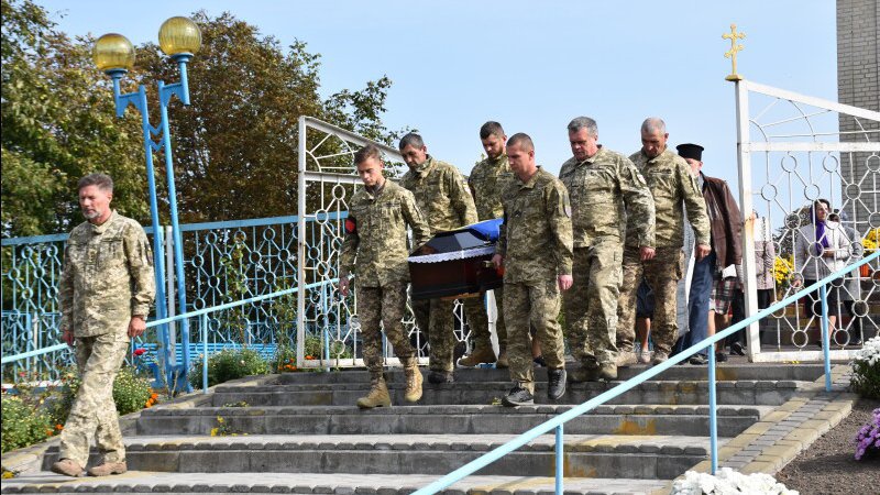 У Луцькій громаді провели в останню путь Героя Андрія Тюріна