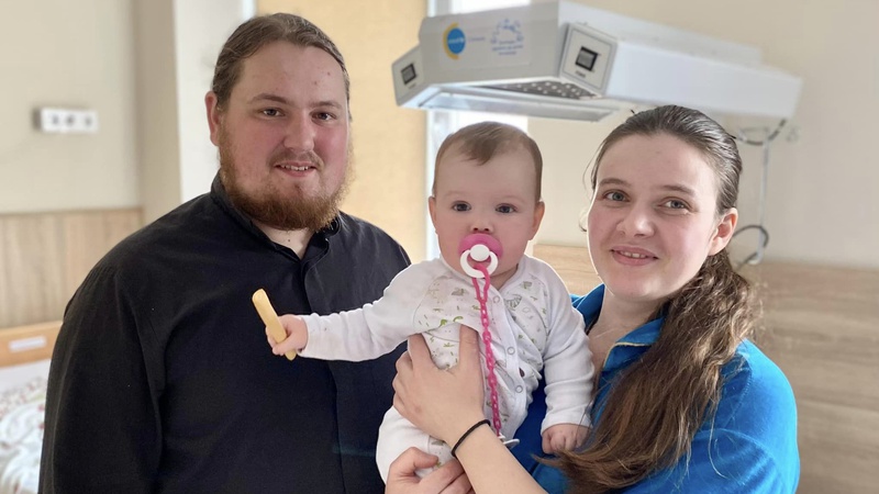 У Львові через один прокол прооперували восьмимісячну волинянку з вадою легеневої артерії