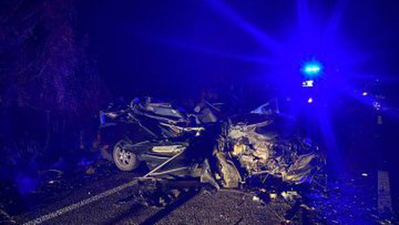 На Волині у ДТП загинула 23-річна жінка: водійка в’їхала у навантажувач «Урал»