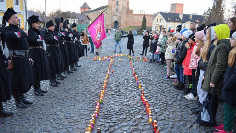 У Луцьку пом‘янули жертв голодоморів в Україні