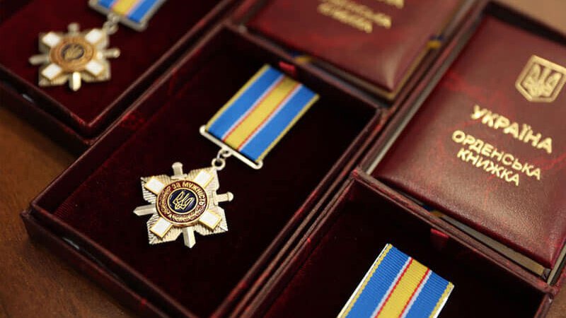 На Волині рідним полеглих Героїв вручили їх посмертні нагороди