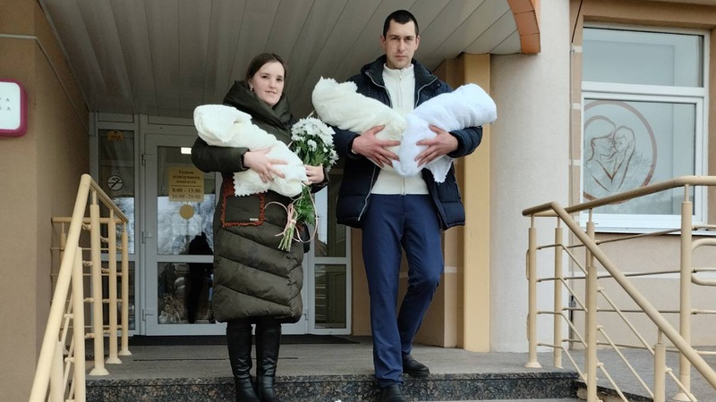 На Волині у молодої пари народилася трійня хлопчиків