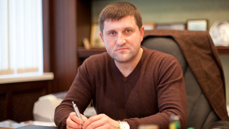 Одногрупник Палиці через суд домігся посвідчення багатодітного батька