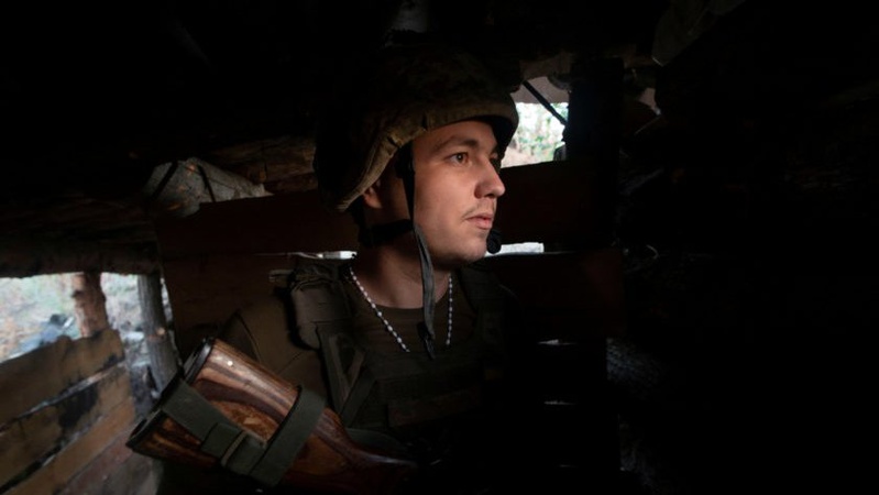 ООС: 13 обстрілів, 2 військовослужбовців поранено