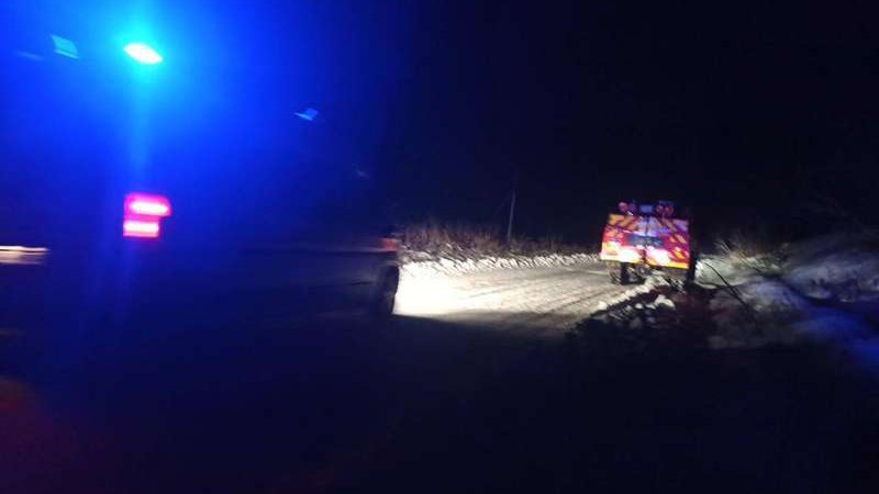 На Волині «швидка» застрягла в заметі за 200 метрів до пацієнта