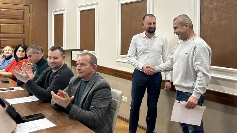 Чекав з 1989 року: волинянин отримав омріяну квартиру