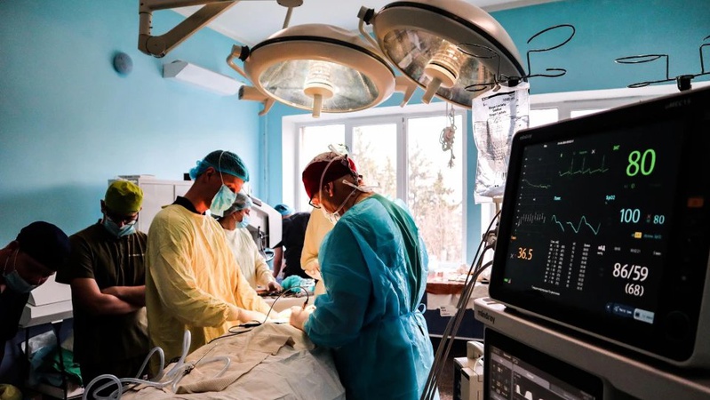 Лікування поранених із травмами обличчя: військові медики опанували новий метод хірургії