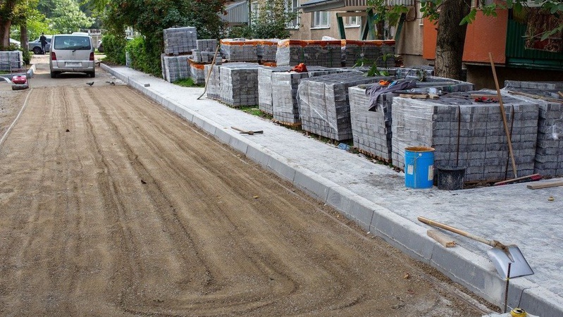 Луцькі активісти ініціюють заборону на проведення капітальних ремонтів та реконструкцій у громаді. ВІДЕО