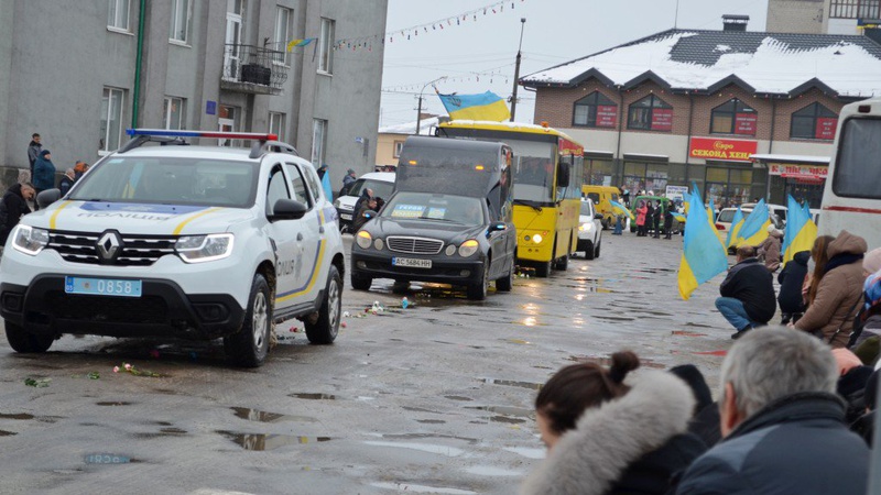 Три горя однієї жінки: волинянка поховала двох синів та чоловіка