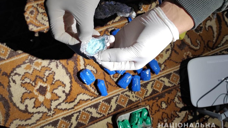 На Волині судитимуть злочинну групу, яка збувала сотні доз наркотиків