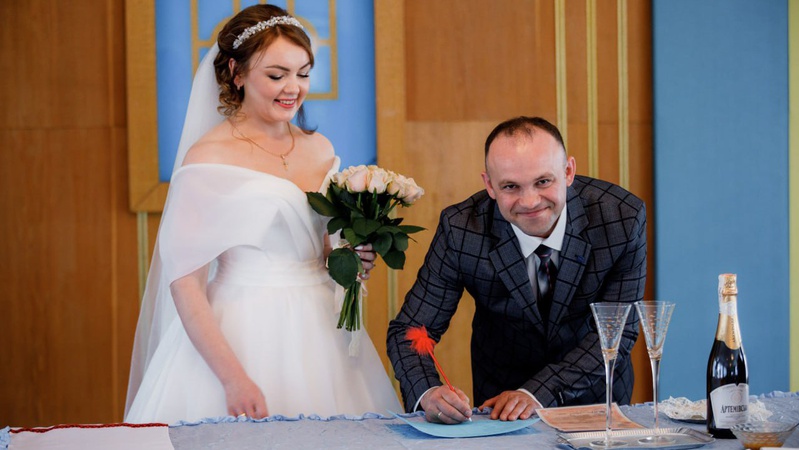 У селищі на Волині вперше за 10 років відновили урочисті шлюбні церемонії