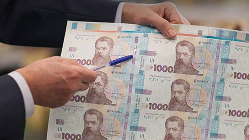 У Луцьку затримали фальшивомонетника: розраховувся у магазинах підробленими купюрами