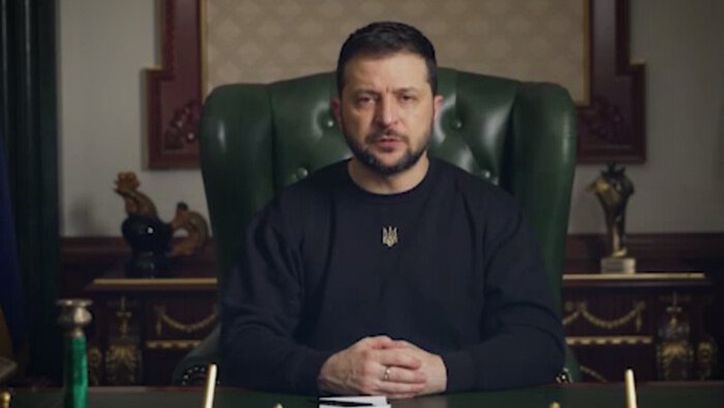 Зеленський розповів, які дві бригади героїчно утримують Соледар