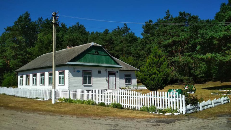 У Ратнівському районі закриють дві школи