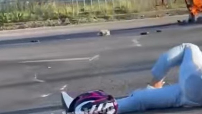 У Ковелі внаслідок аварії загорівся мотоцикл