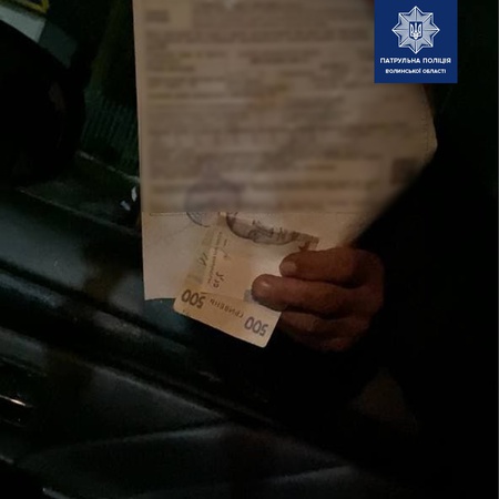 Ковельським патрульним двічі за день пропонували хабарі