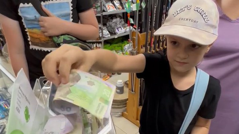 Юна лучанка з друзями збирає кошти на сухпайки для бійців ЗСУ