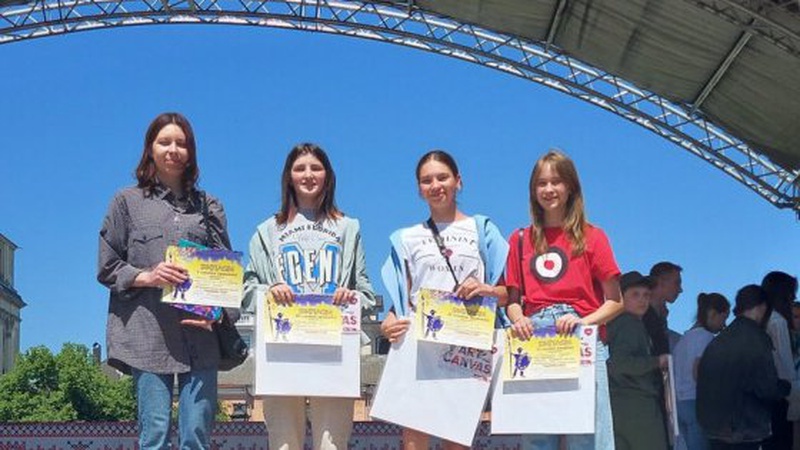 Юні художники з Луцька здобули перемоги на Всеукраїнському конкурсі. ФОТО