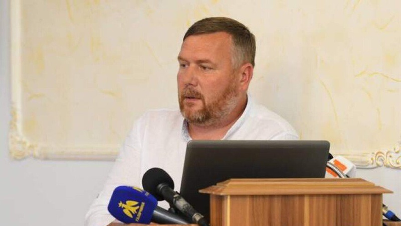 Звільнений на Прикарпатті дорожник претендує на посаду директора департаменту Волинської ОДА