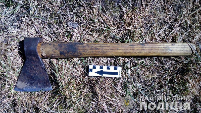 У Ківерцях покарали чоловіка за погрози поліціянтам сокирою