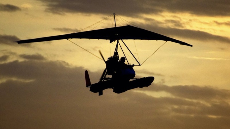 На Волині покарали чоловіка, який летів до Польщі дельтапланом