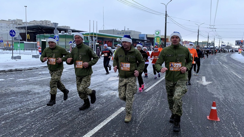 На Волині прикордонники взяли участь у благодійному забігу