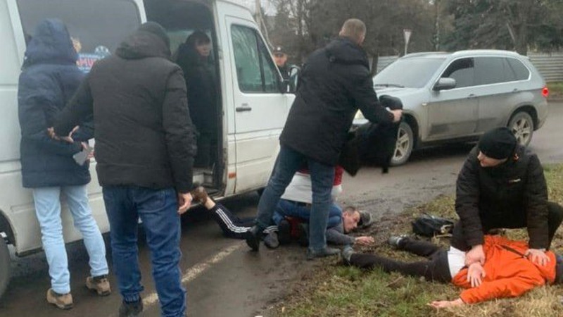 Продавав таблетки: на Волині затримали наркоторговця