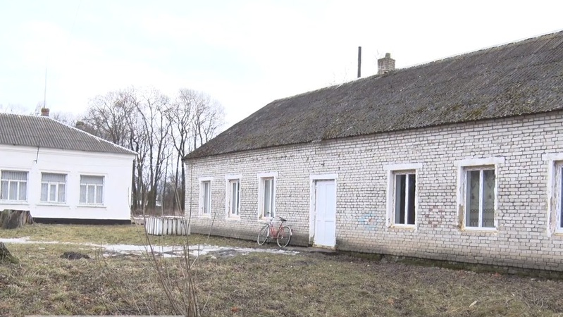 У школах Голобської громади замінюють вікна