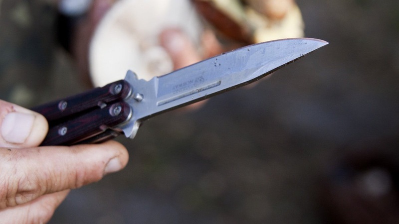 Лучанина, який встромив ніж у шию чоловіку, посадили на 6,5 року